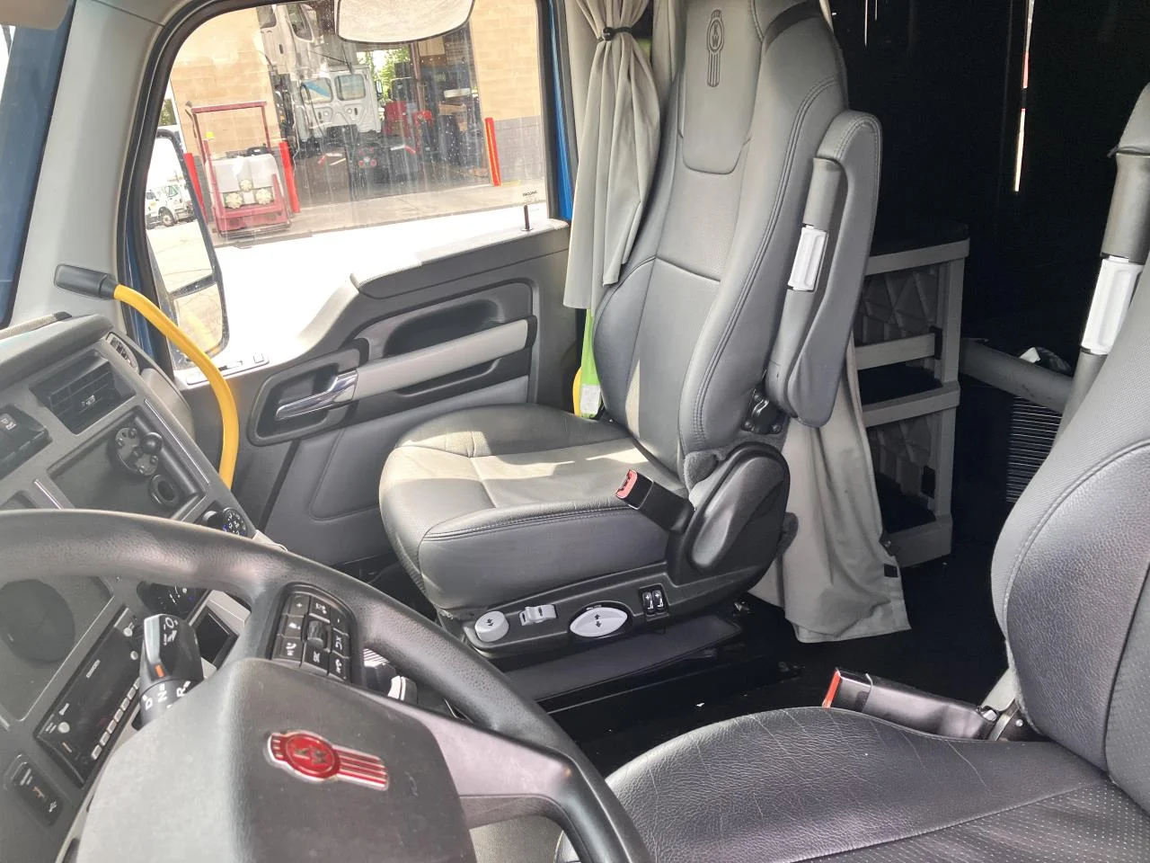 2023 Kenworth T680 in Spokane, WA — photo 6