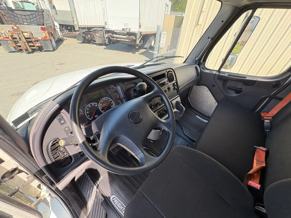 2019 Freightliner M2 106 in Ashland, VA — photo 7