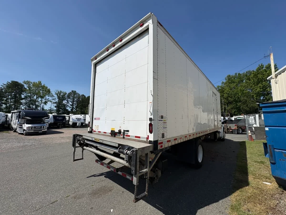 2019 Freightliner M2 106 in Ashland, VA — photo 4