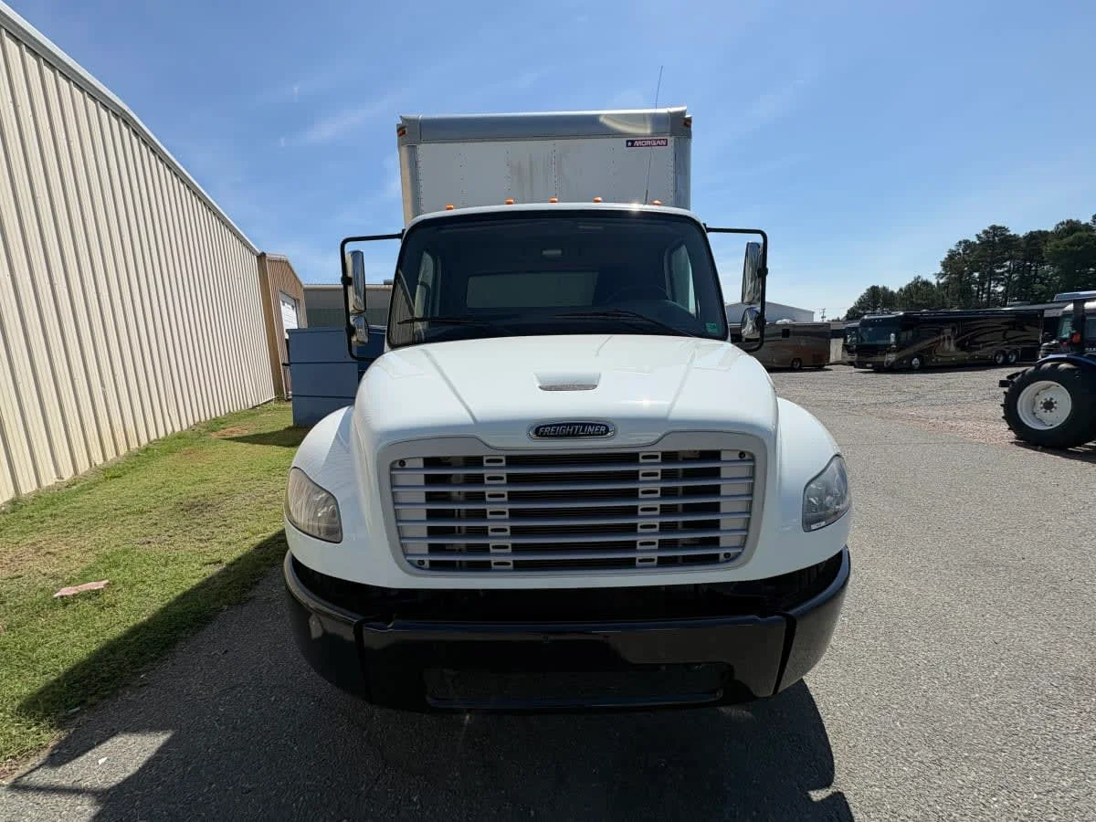 2019 Freightliner M2 106 in Ashland, VA — photo 2