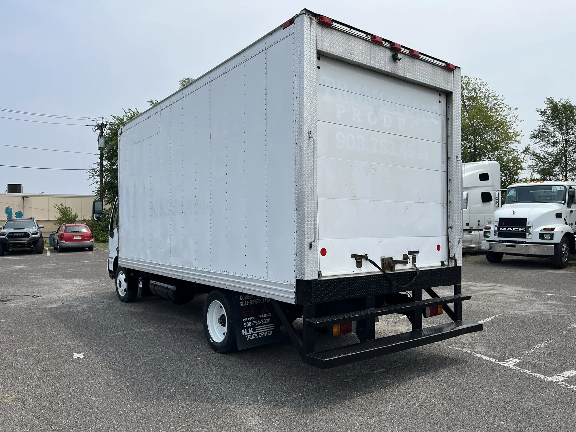 2019 Hino 195 in Trenton, NJ — photo 6