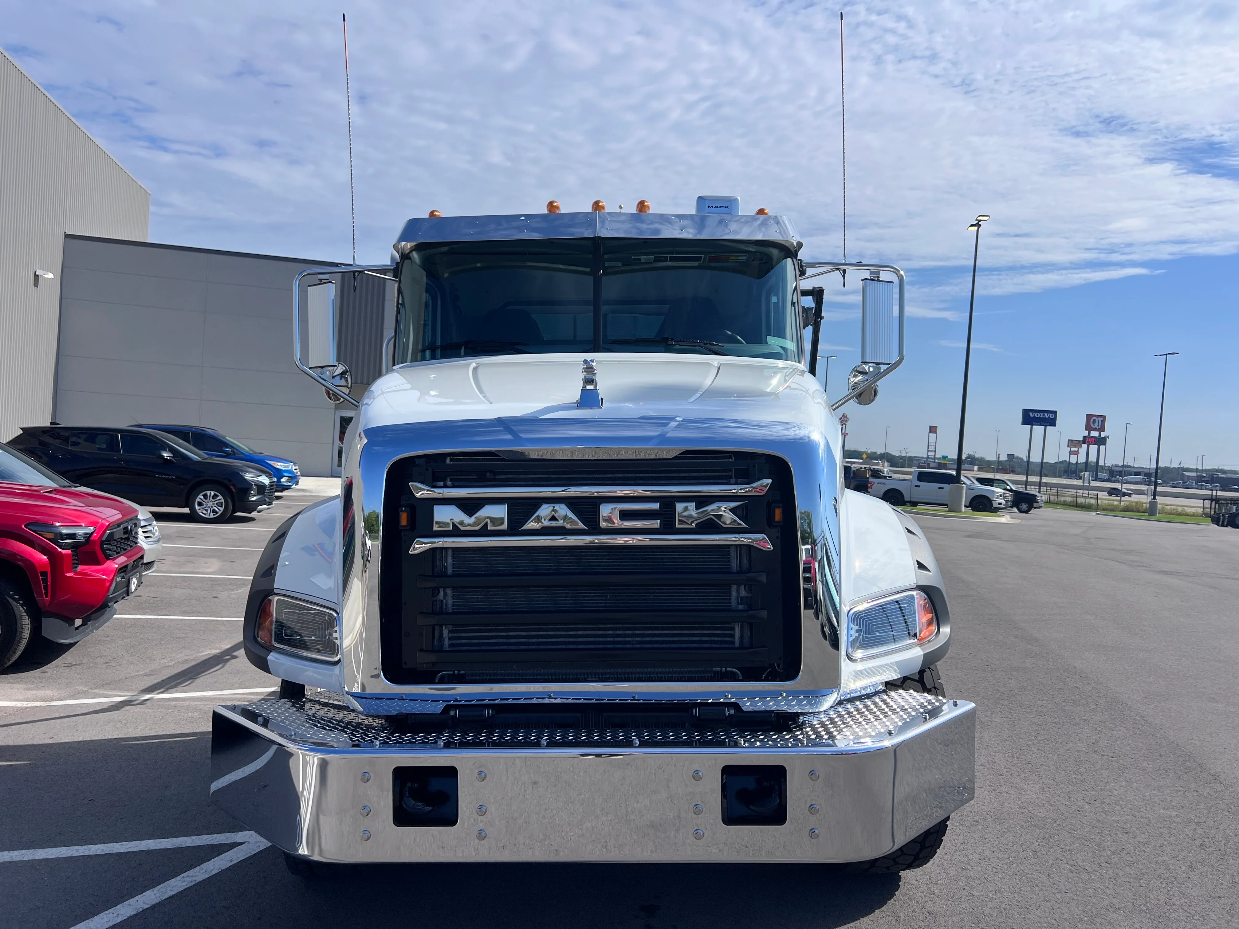 2026 Mack Granite in Tulsa, OK — photo 13