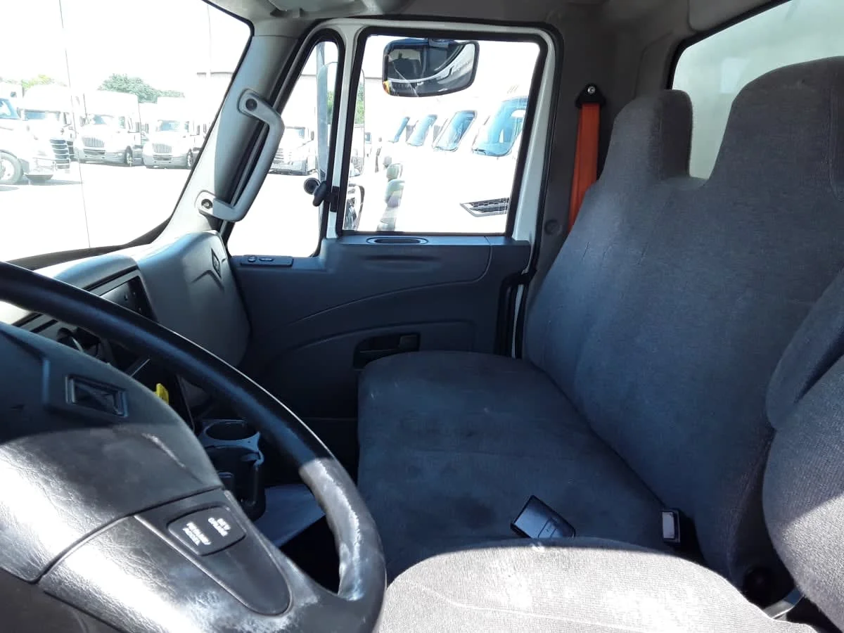 2019 International 4300 in La Vergne, TN — photo 7