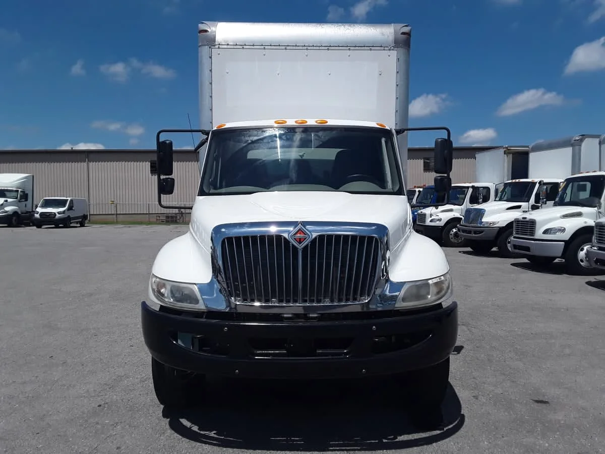 2019 International 4300 in La Vergne, TN — photo 2