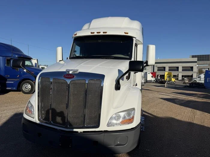 2021 Peterbilt 579 - image 37