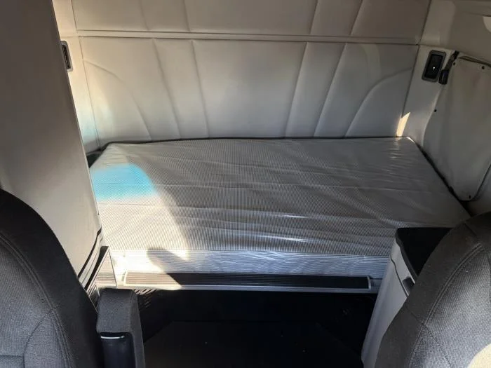 2021 Peterbilt 579 - image 30