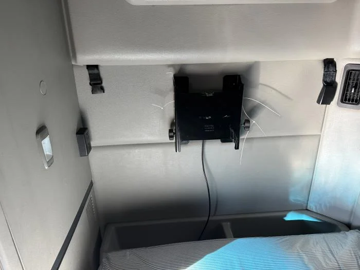 2021 Peterbilt 579 - image 28