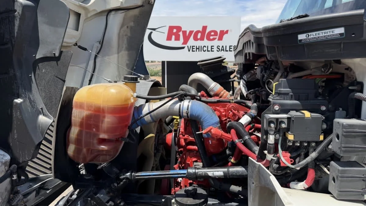 2019 International 4300 in Phoenix, AZ — photo 9