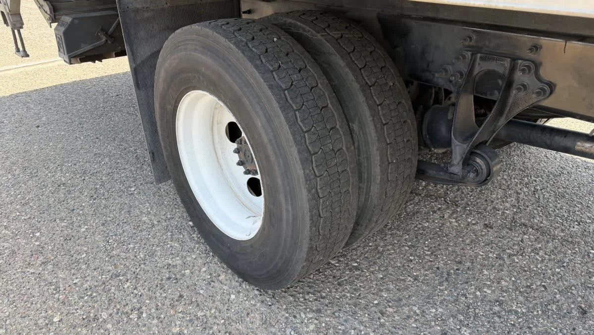 2019 International 4300 in Phoenix, AZ — photo 10