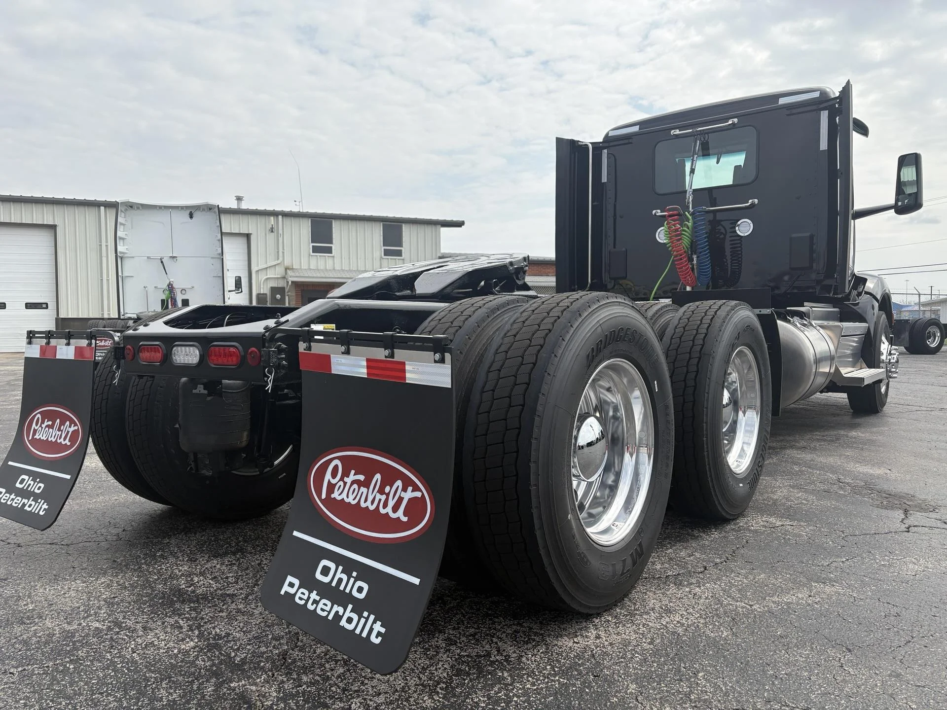 2027 Peterbilt 579 in Findlay, OH — photo 6