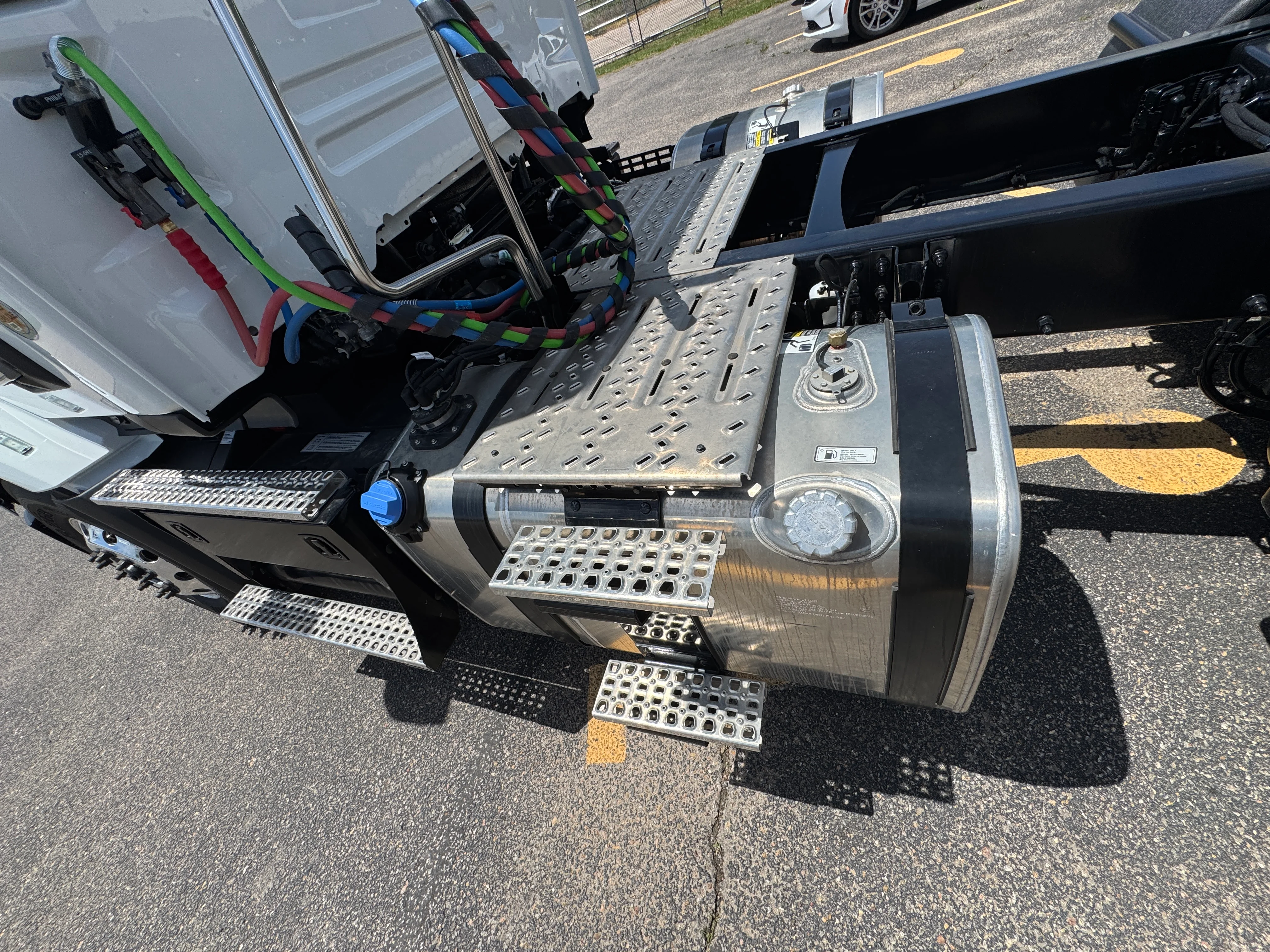 2027 Mack Anthem in Wichita, KS — photo 11