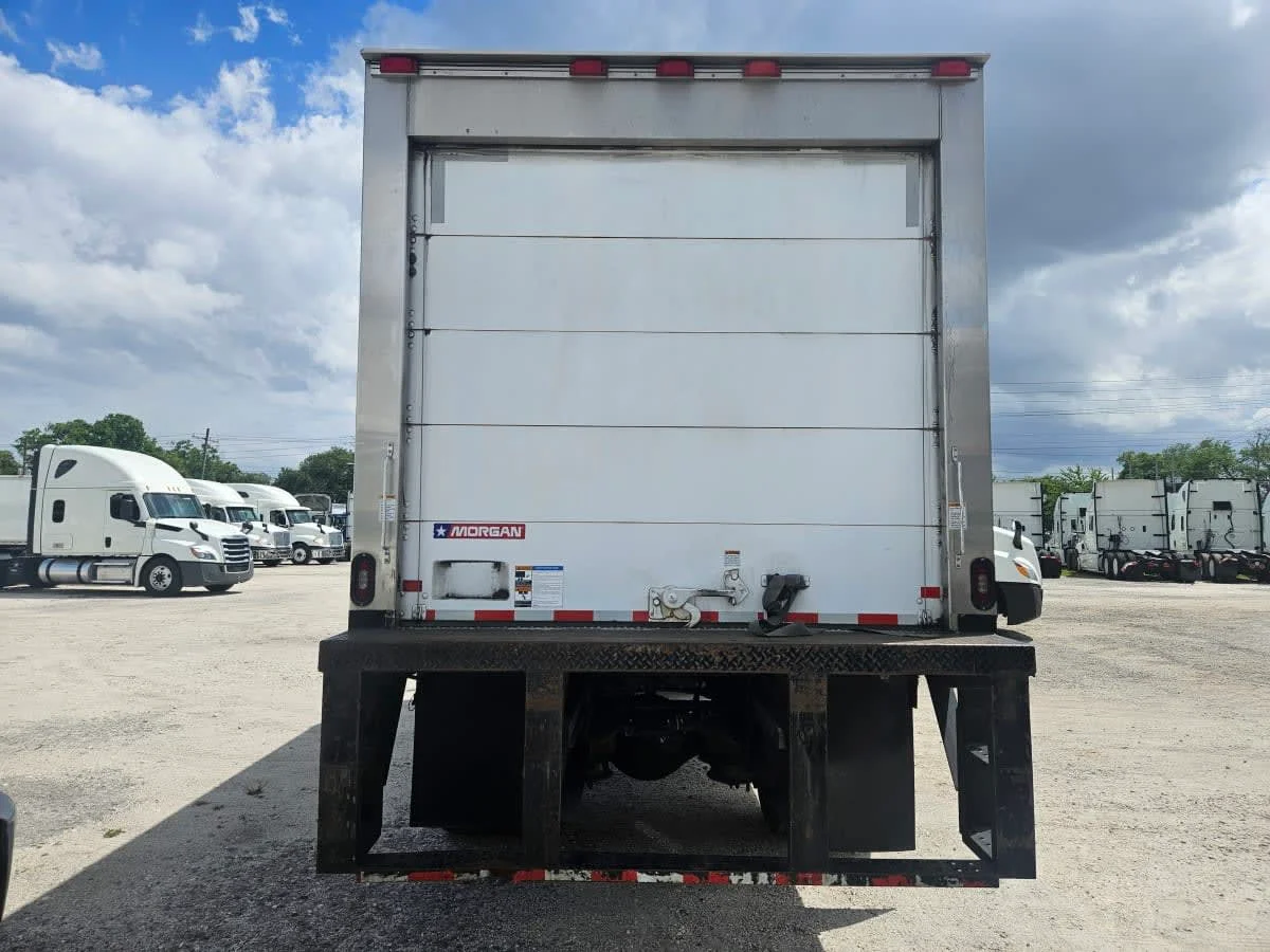 2022 Freightliner M2 106 in Orlando, FL — photo 5