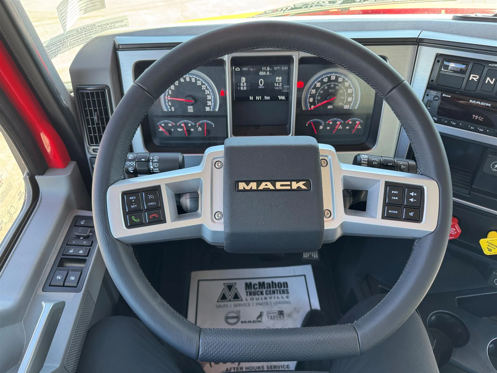 2026 Mack Anthem - image 9