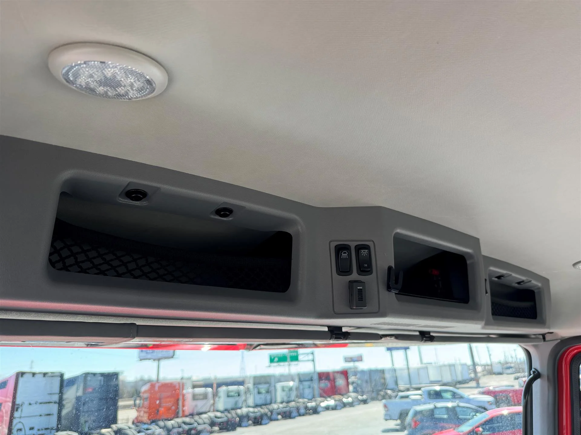 2026 Mack Anthem - image 11