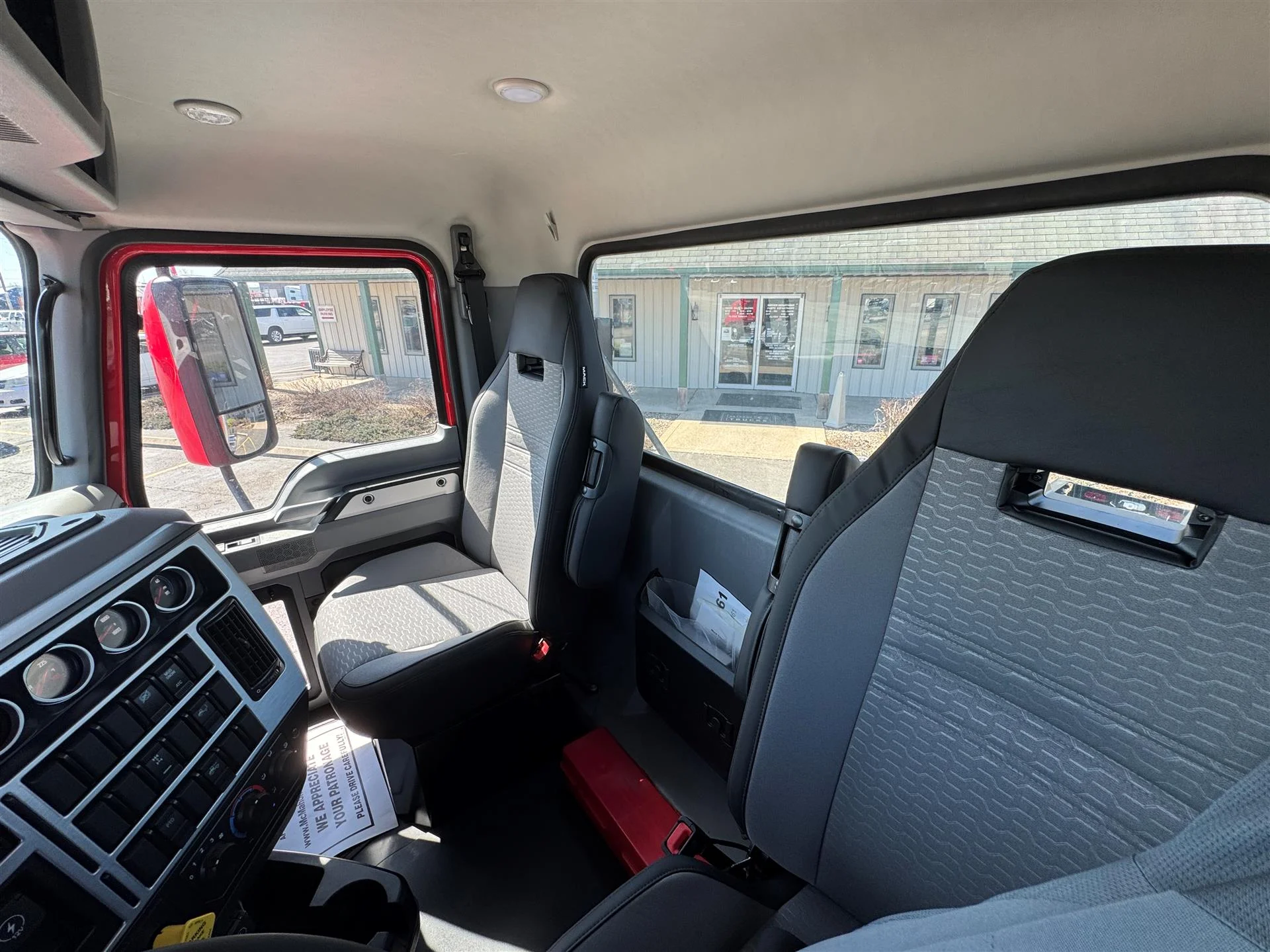 2026 Mack Anthem - image 12