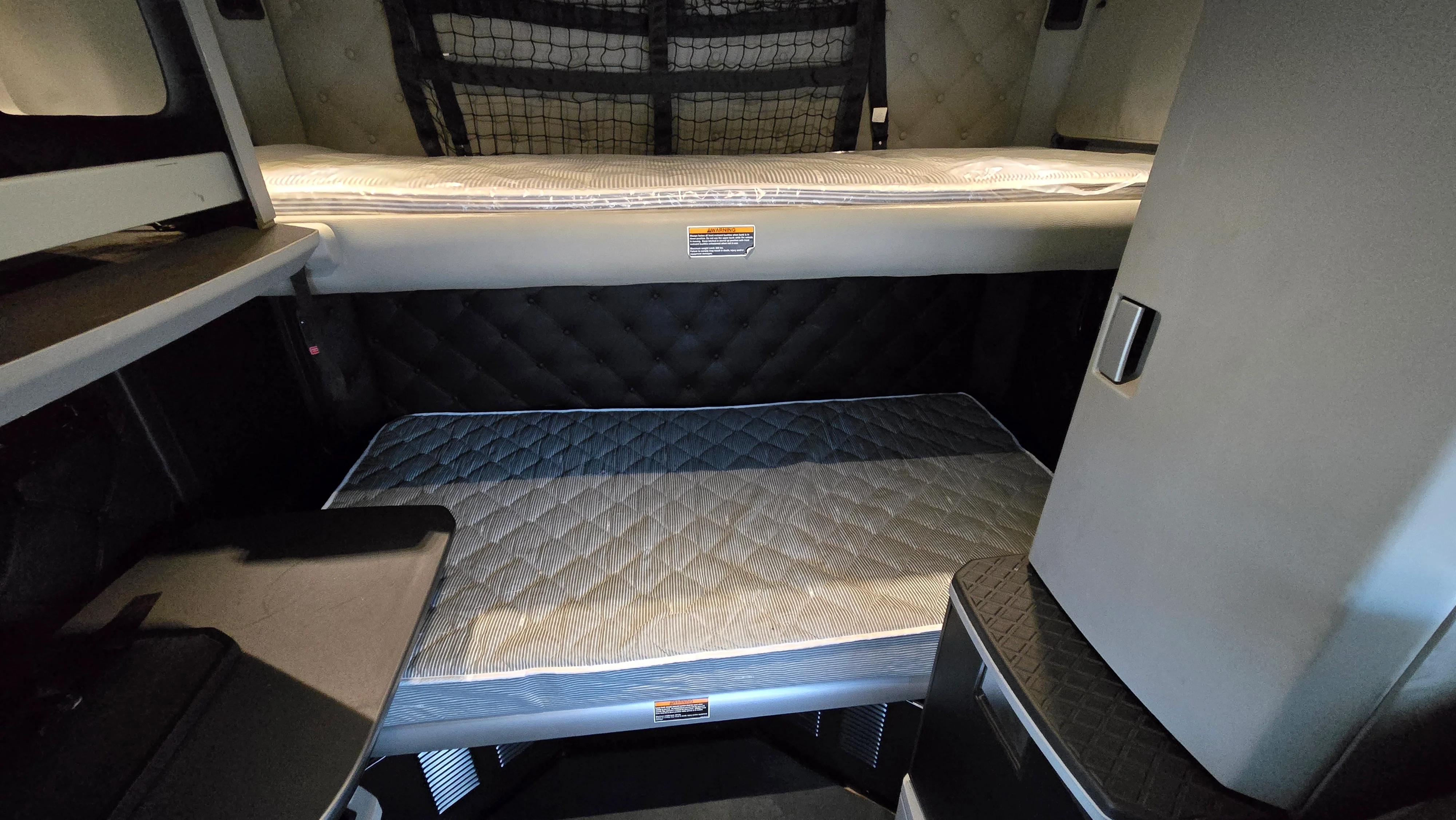 2023 Kenworth T880 - image 12