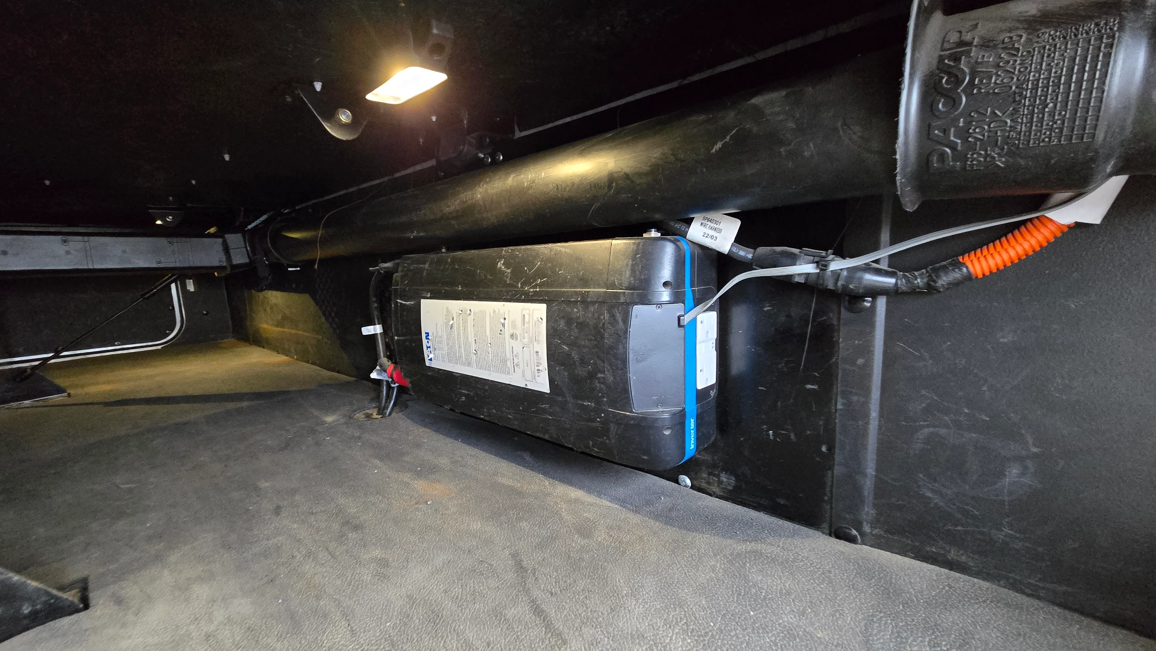 2023 Kenworth T880 - image 14