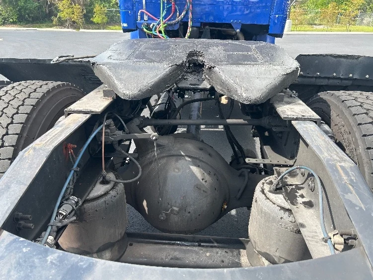 2020 Freightliner eM2 in Tampa, FL — photo 6