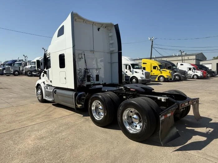 2022 Peterbilt 579 - image 34