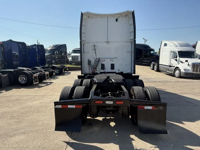 2022 Peterbilt 579 - image 32