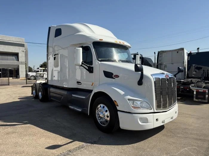 2022 Peterbilt 579 - image 20