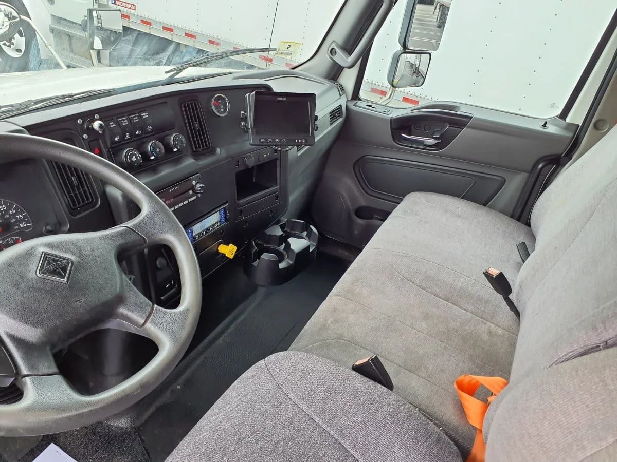 2021 International MV - image 8