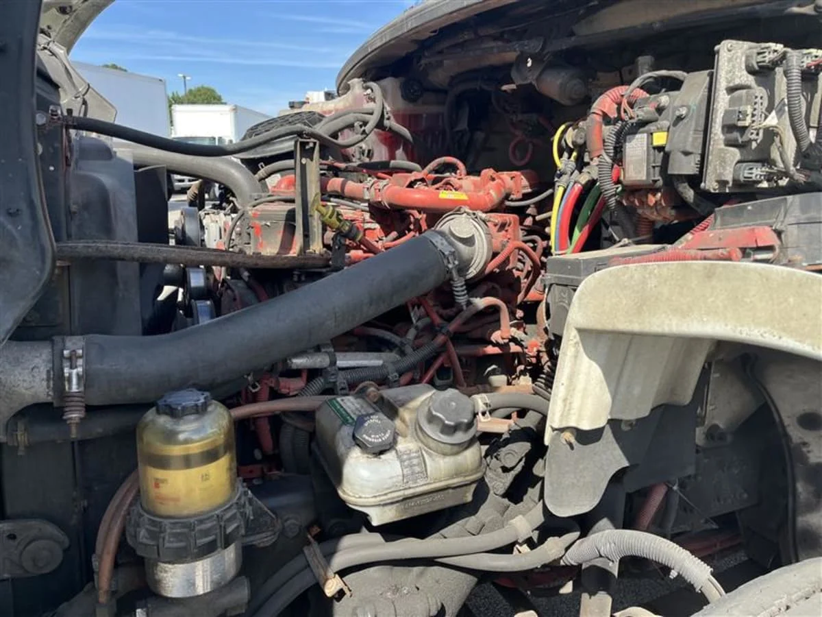 2019 Freightliner M2 106 - image 10