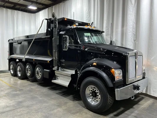 2027 Kenworth T880