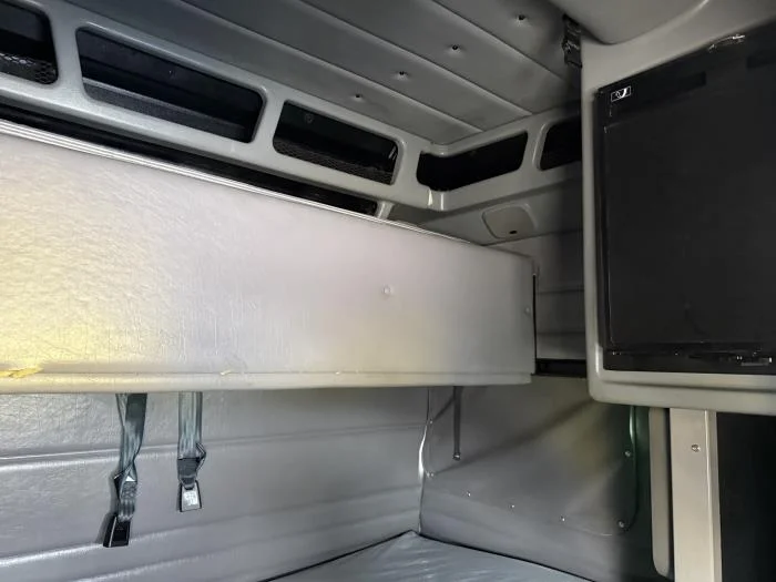 2022 Peterbilt 389 - image 15