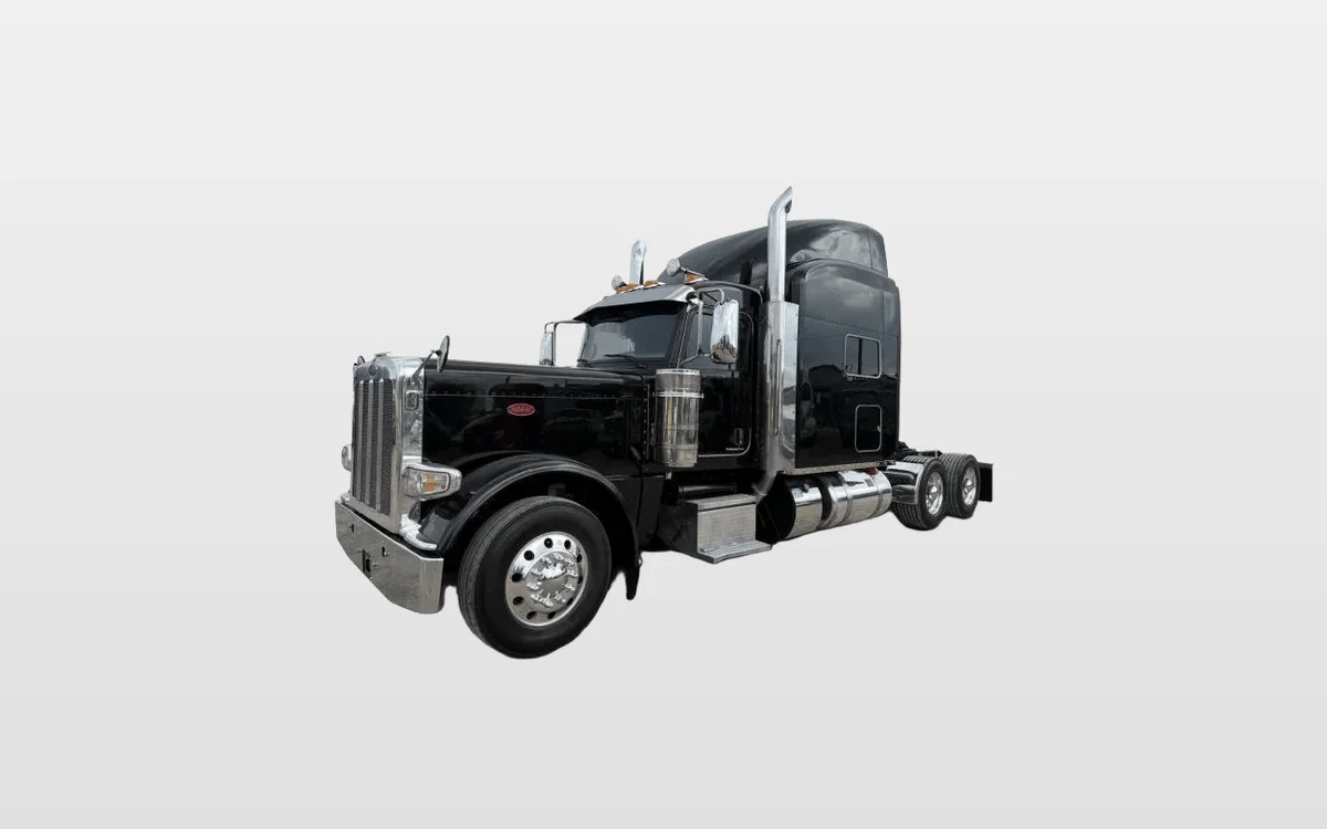 2022 Peterbilt 389 - image 1