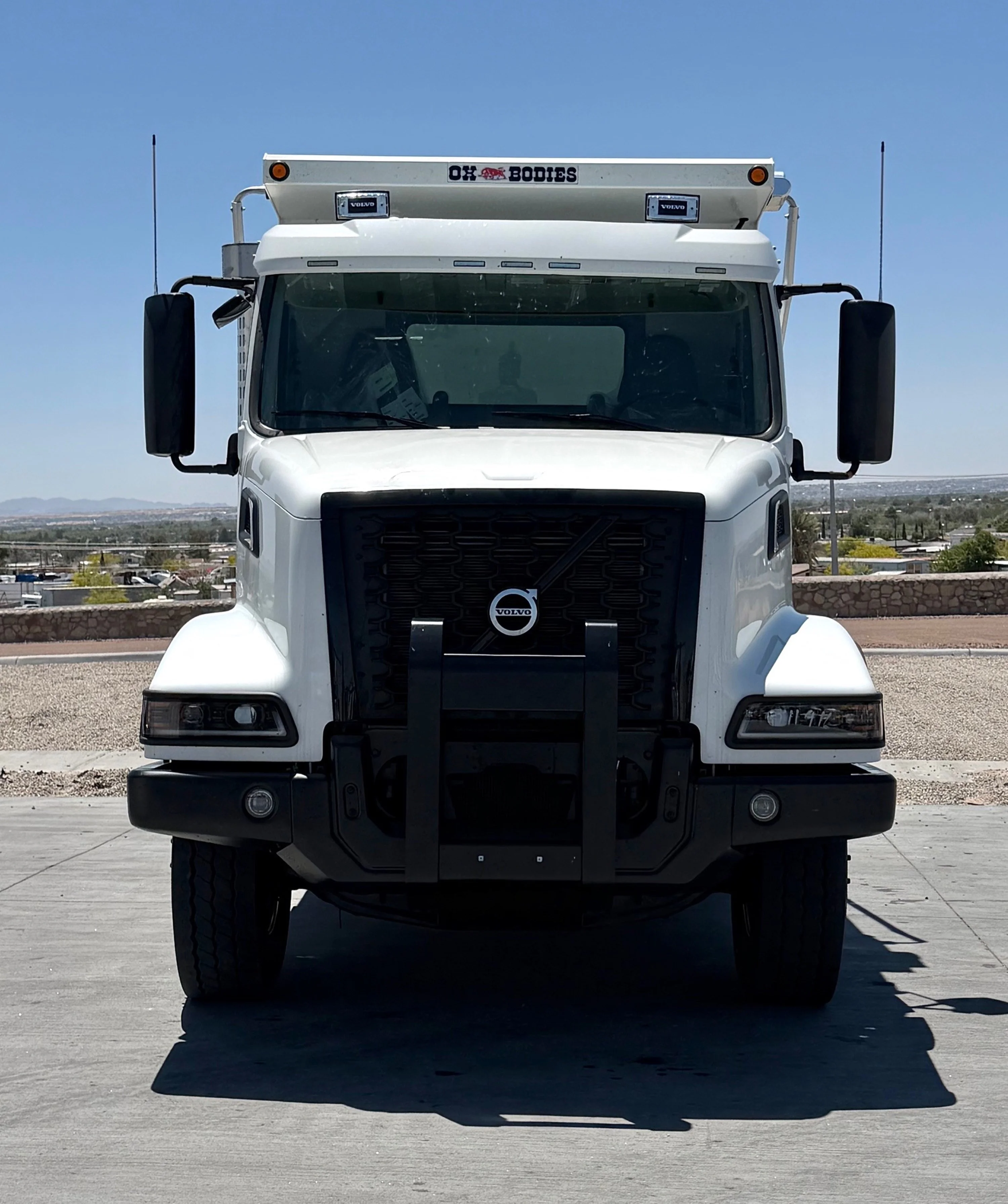 2026 Volvo VHD 300 in El Paso, TX — photo 6