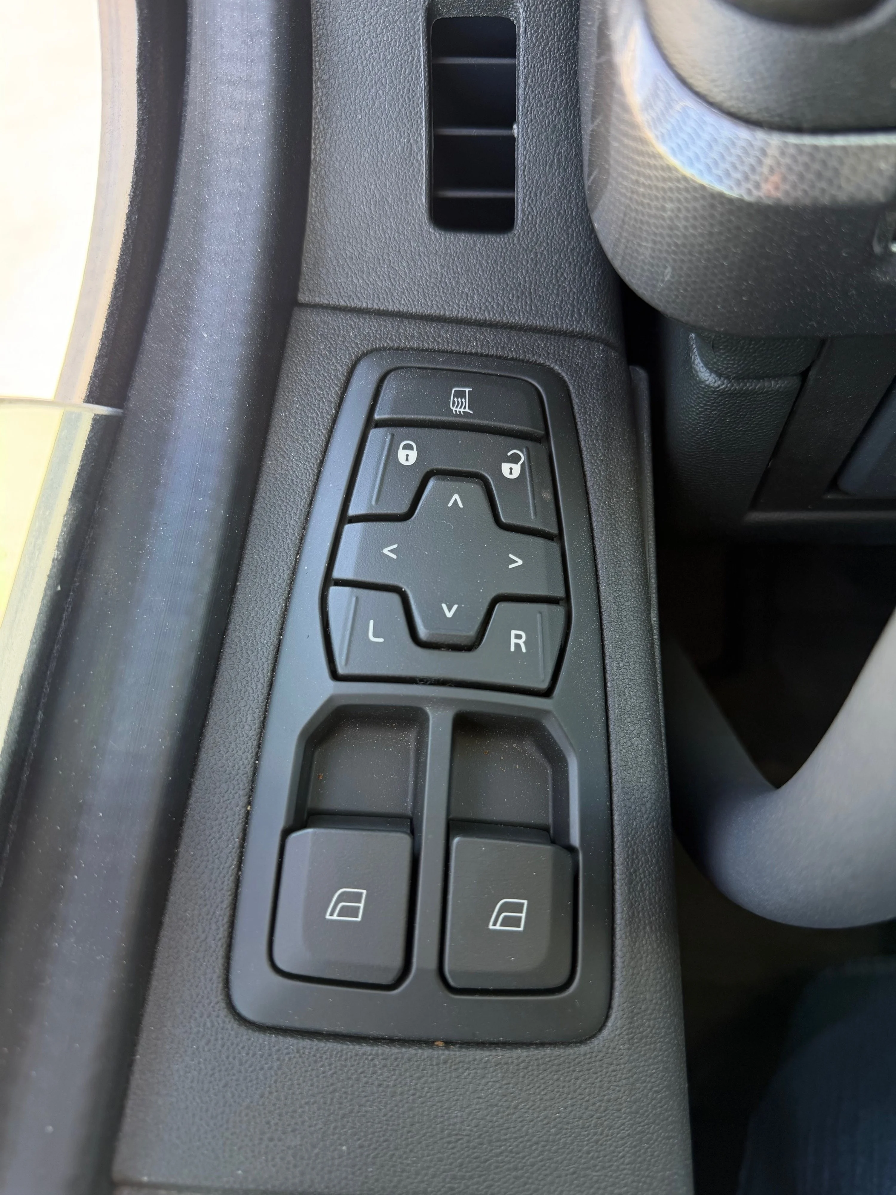 2026 Volvo VHD 300 in El Paso, TX — photo 13
