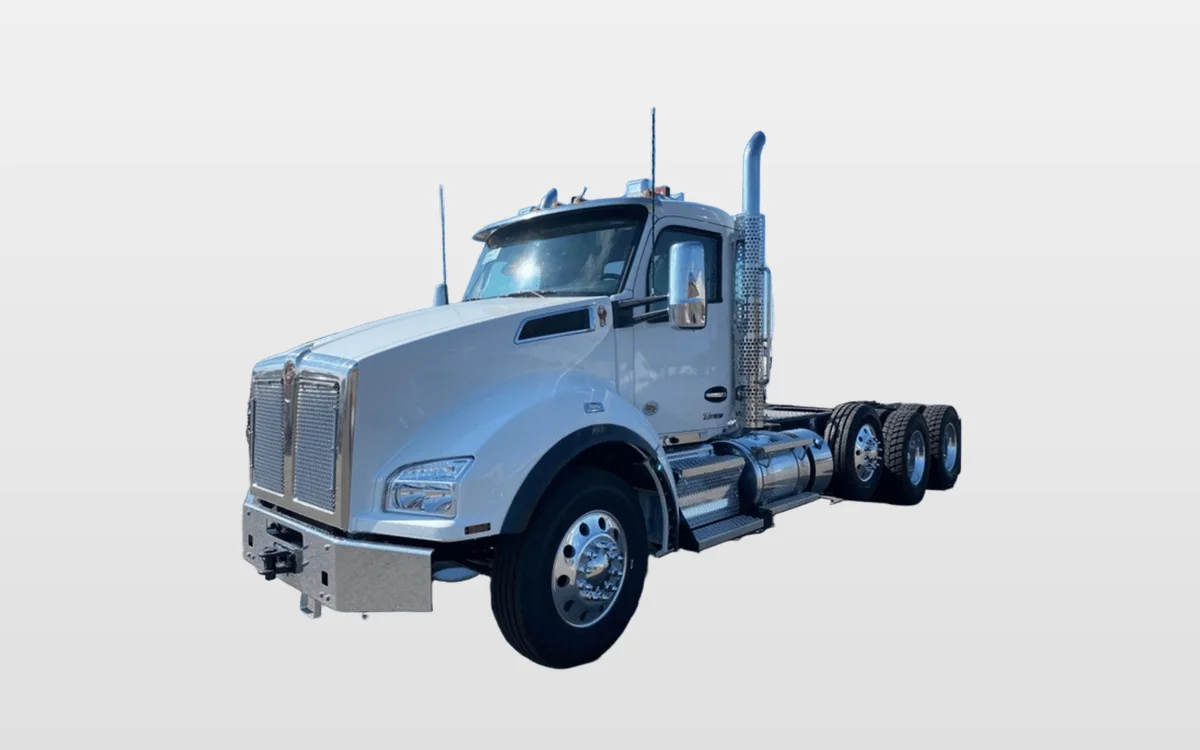 2026 Kenworth T880 - image 1