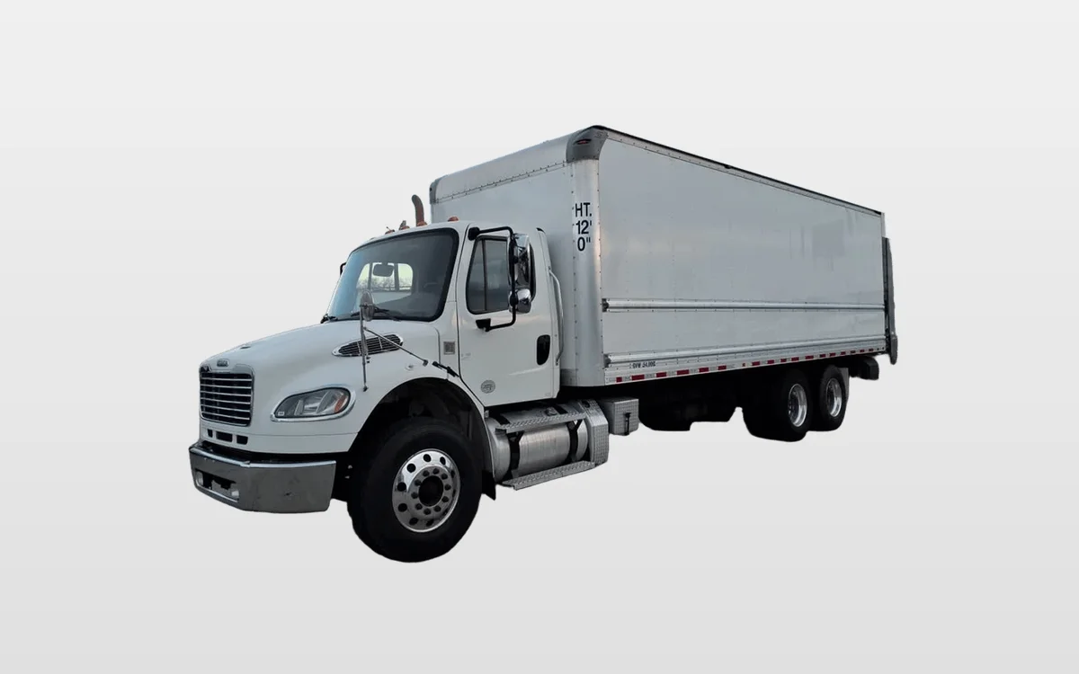 2020 Freightliner M2 106 - image 1
