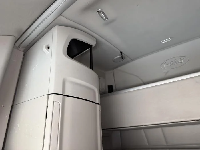 2021 Peterbilt 579 - image 29