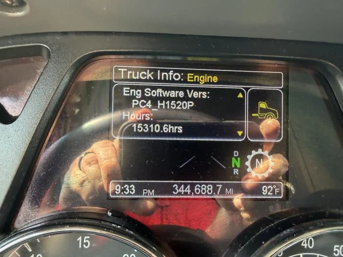 2021 Peterbilt 579 - image 40