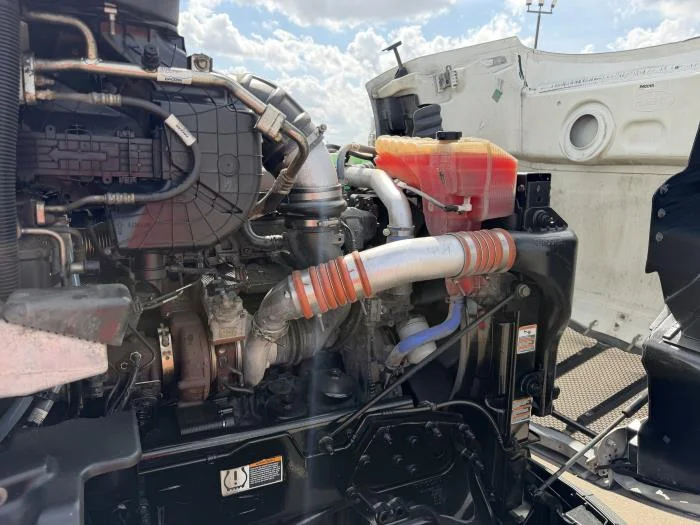 2021 Peterbilt 579 - image 21