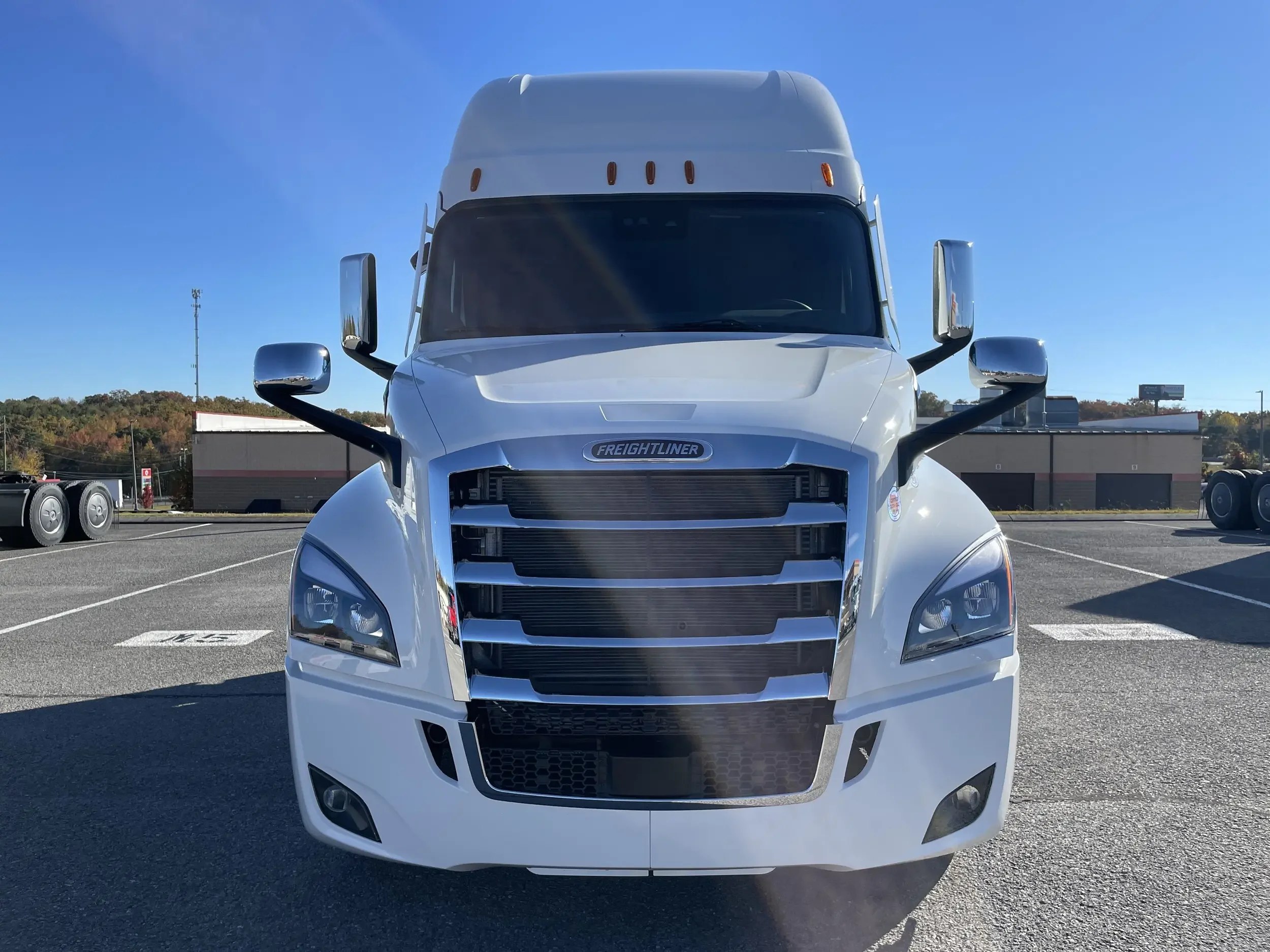 2026 Freightliner Cascadia in Chattanooga, TN — photo 2