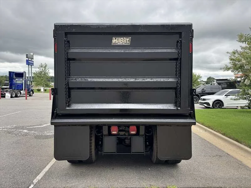 2020 Mack Granite in Little Rock, AR — photo 4