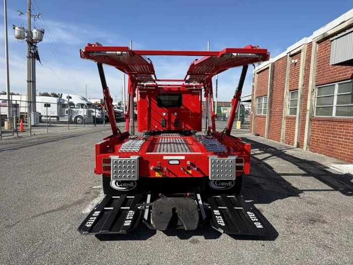 2025 Peterbilt 589 - image 8