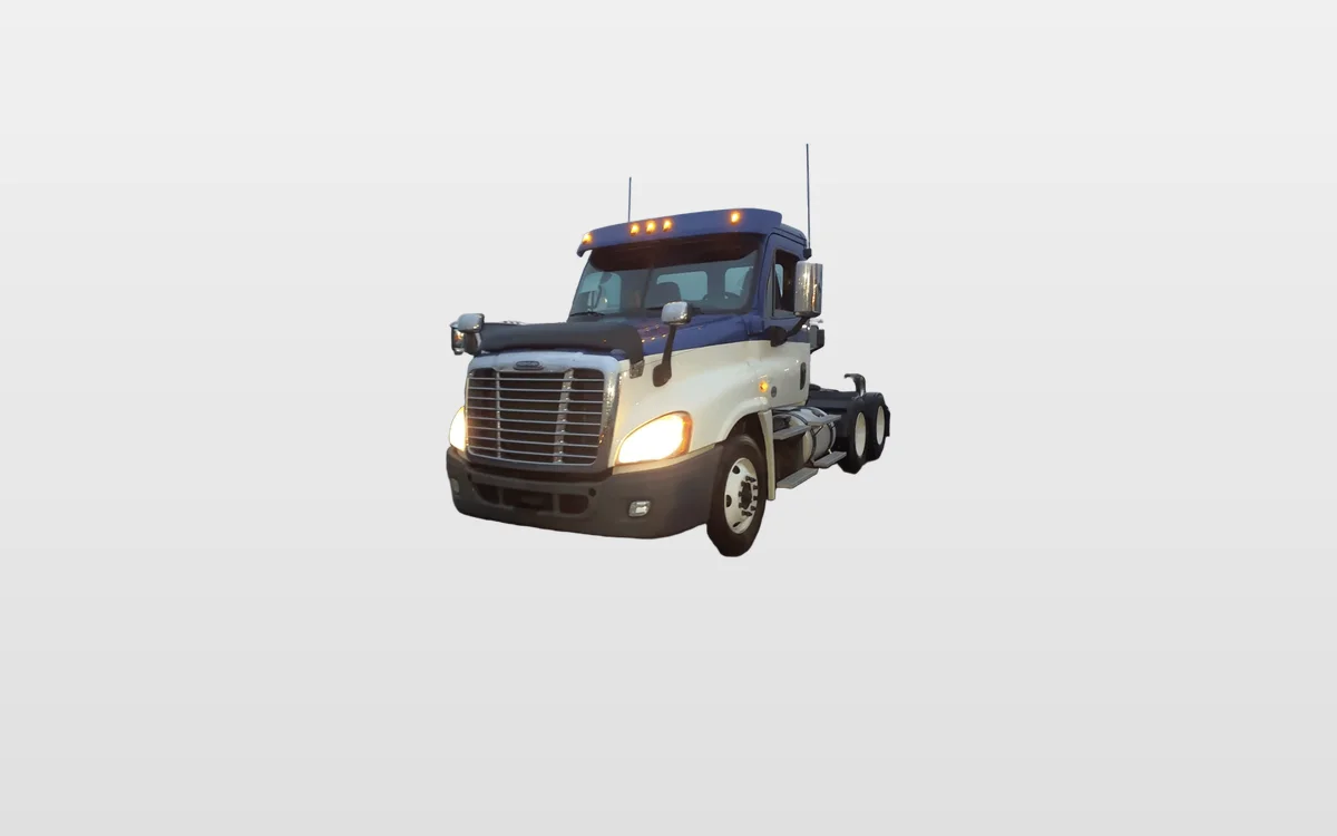 2019 Freightliner - image 1