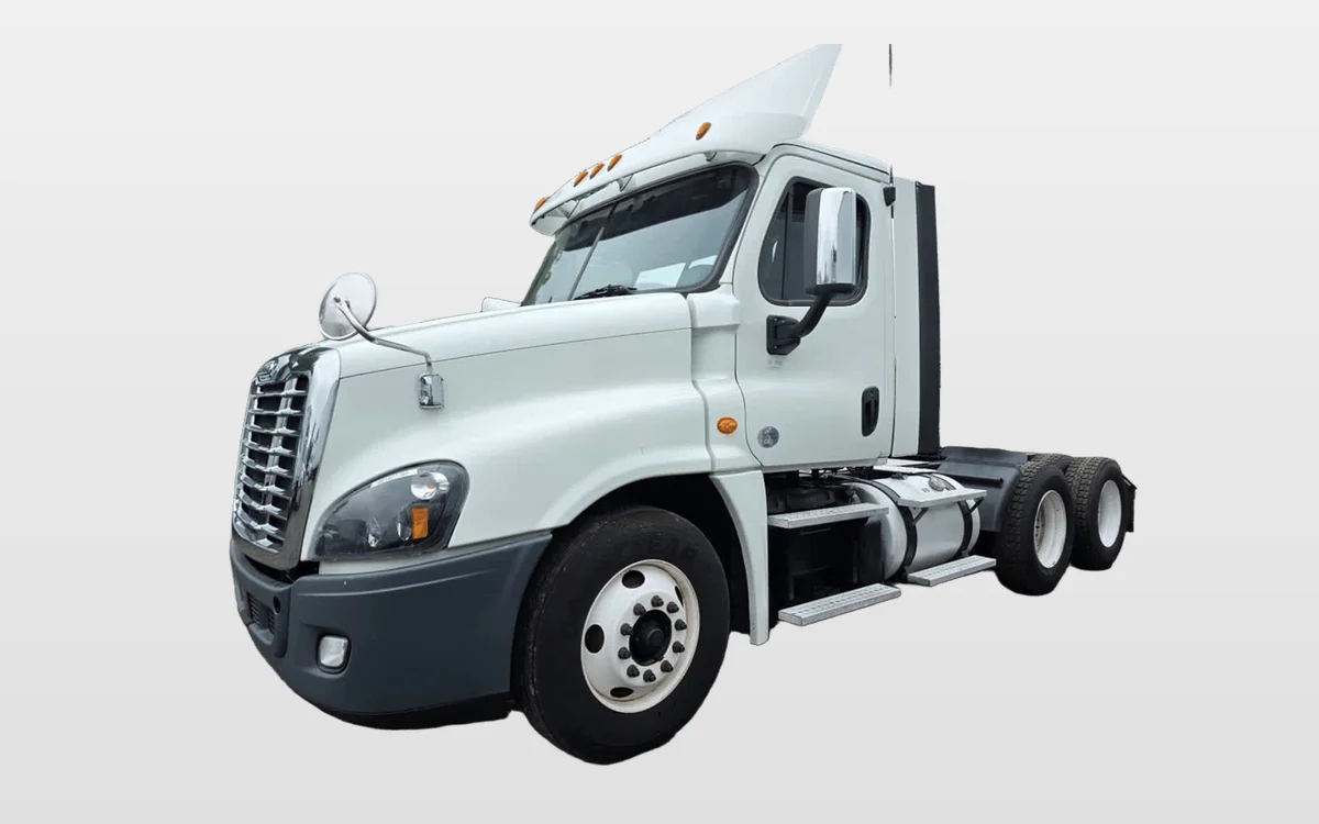 2017 Freightliner - image 1