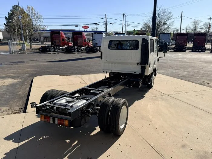 2027 Isuzu NPR - image 7