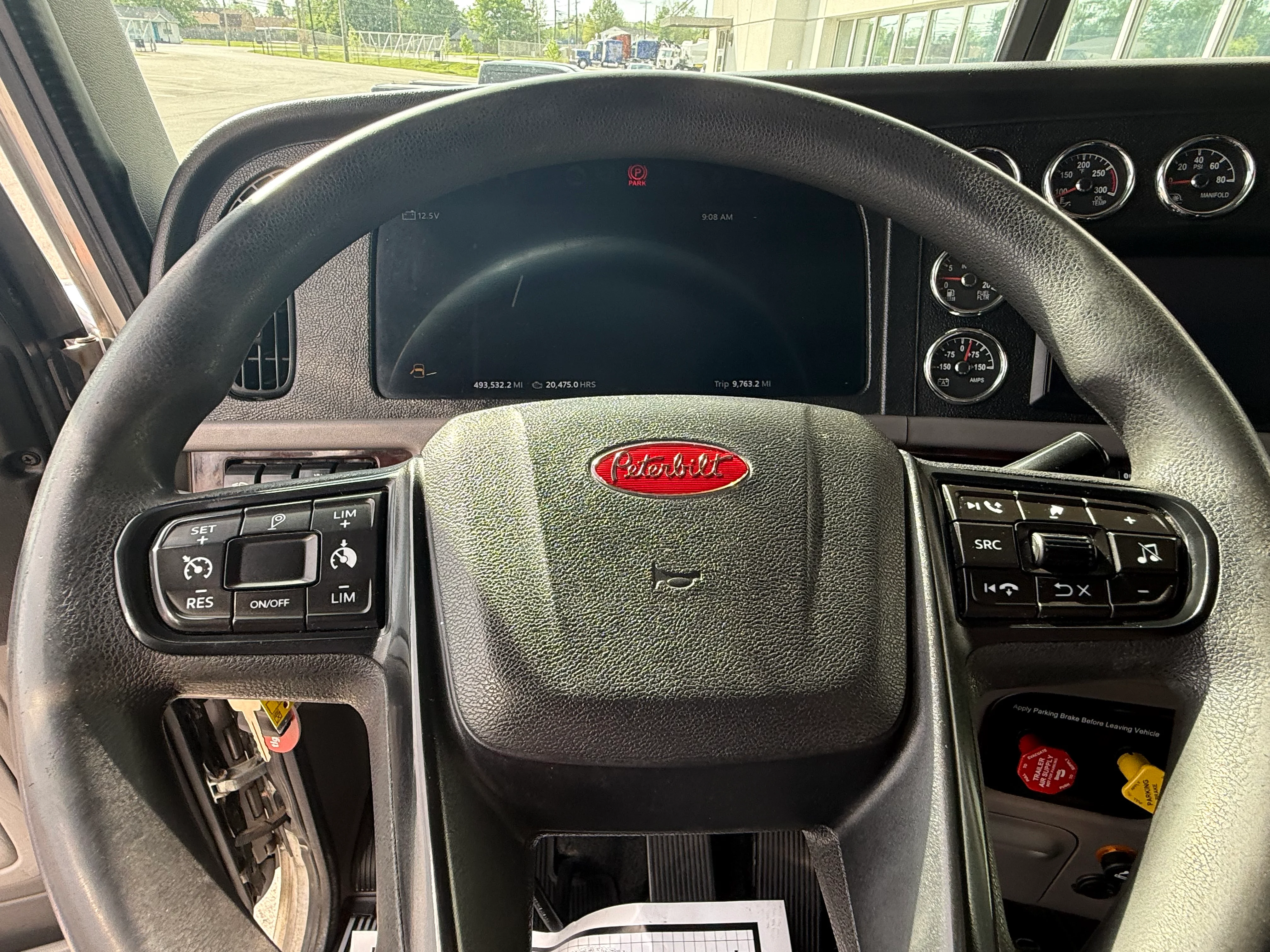 2023 Peterbilt 389 in Louisville, KY — photo 8