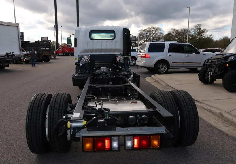 2027 Isuzu in Birmingham, AL — photo 8