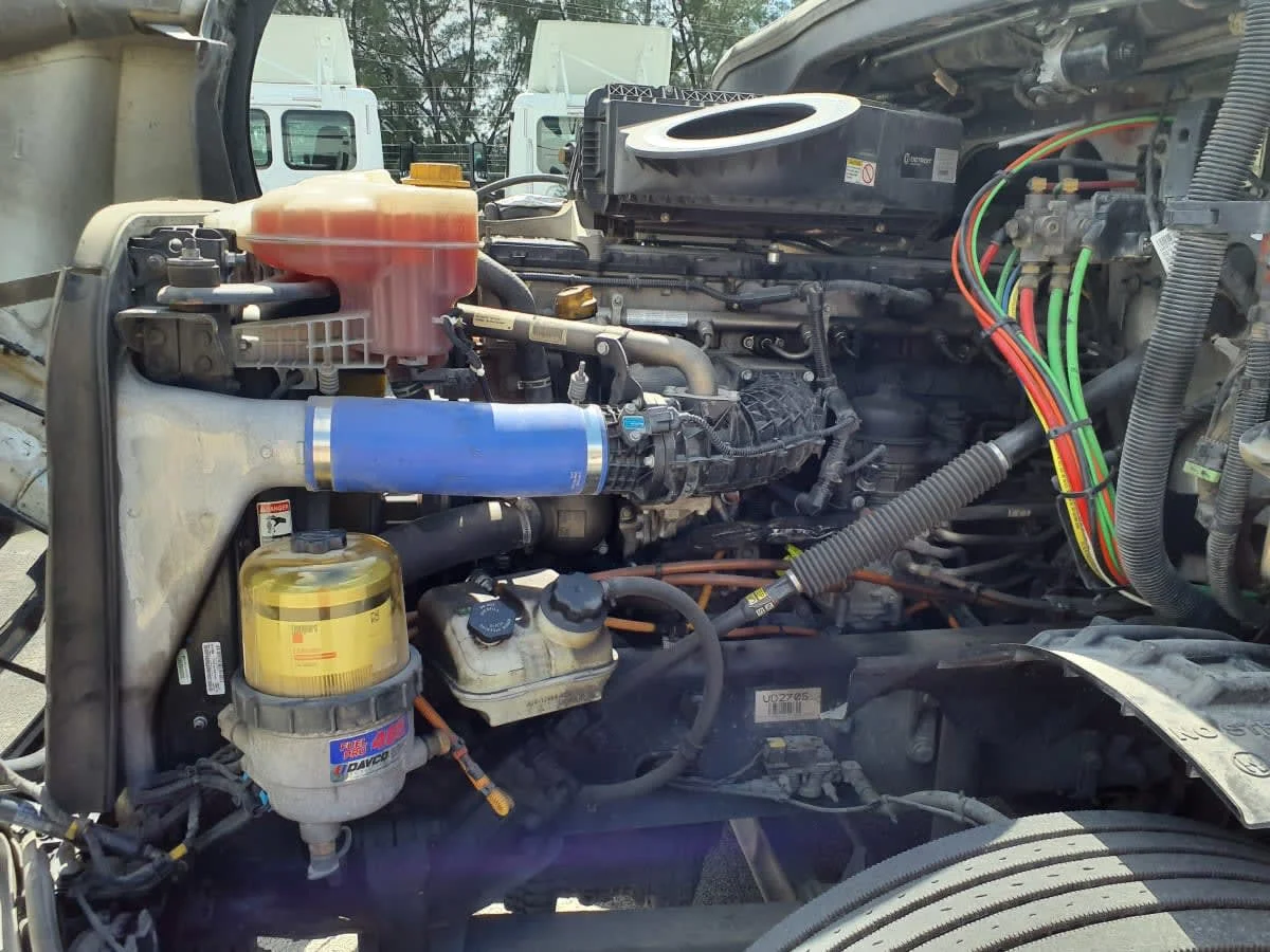 2023 Freightliner Cascadia in Miami, FL — photo 9