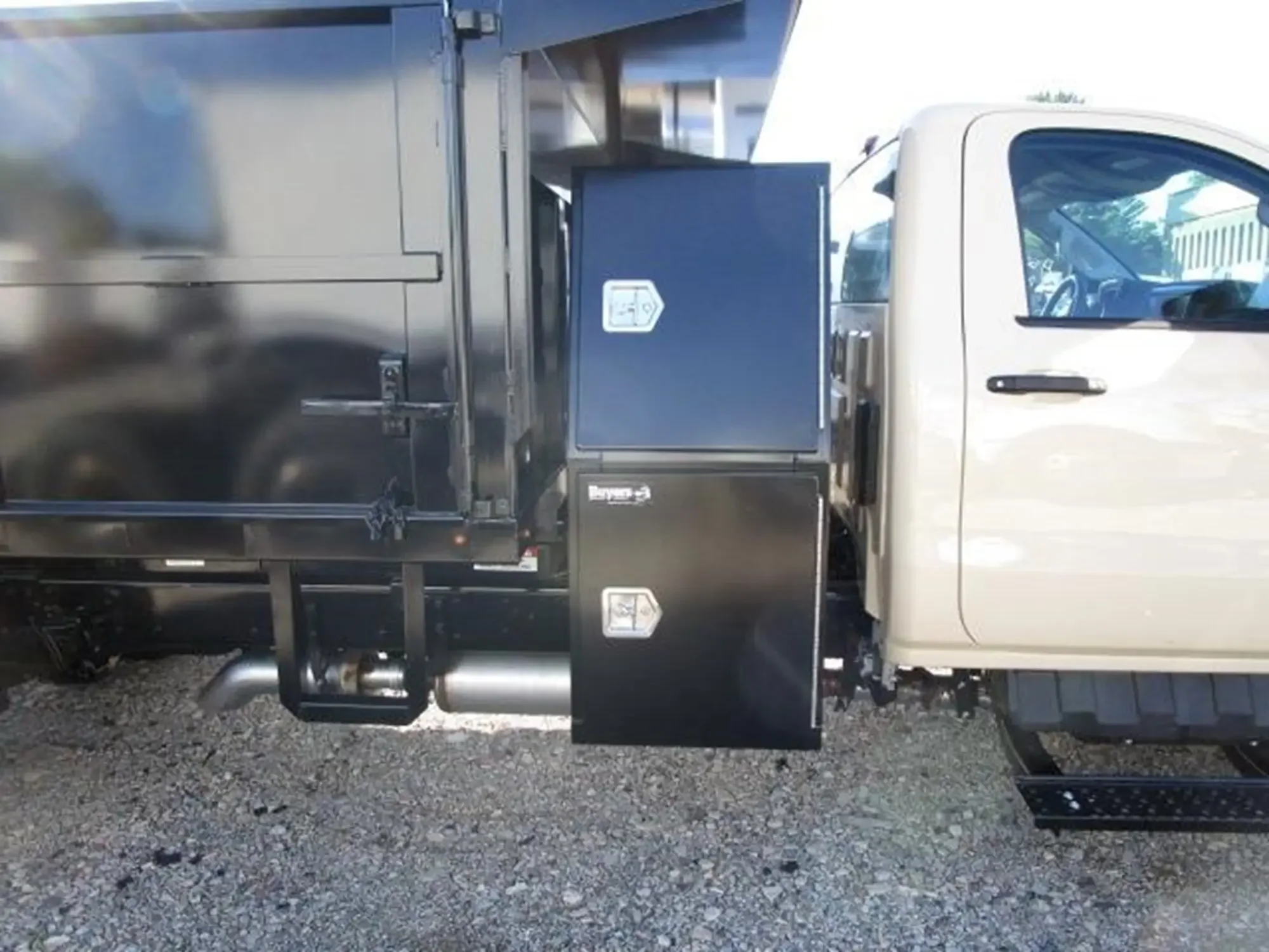 2024 International CV - image 3