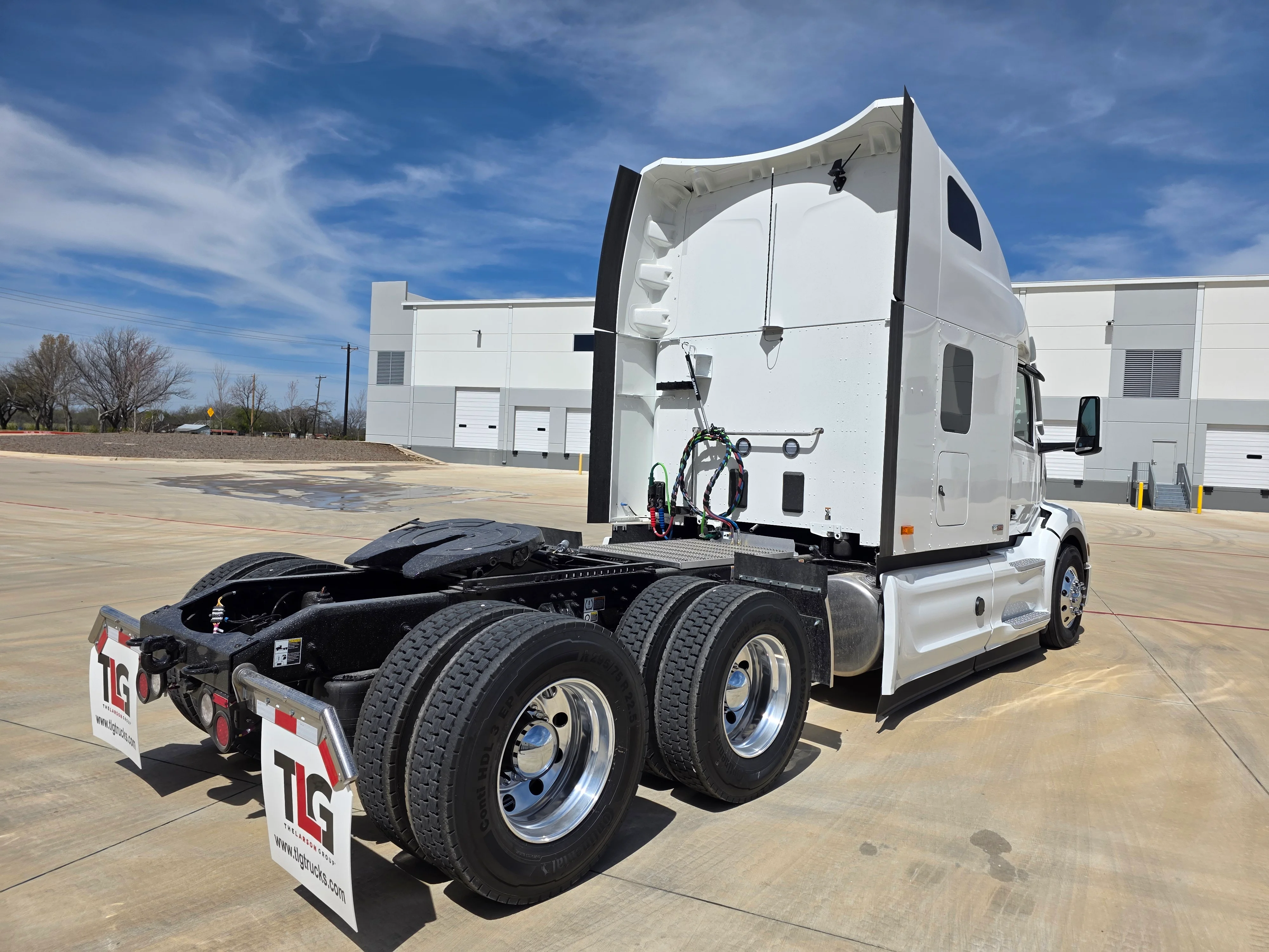 2027 Peterbilt 579 in Charlotte, NC — photo 5
