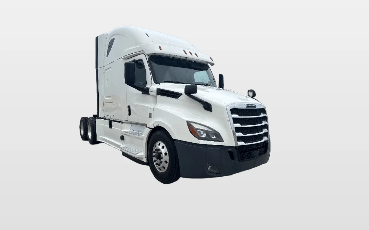 2020 Freightliner Cascadia - image 1