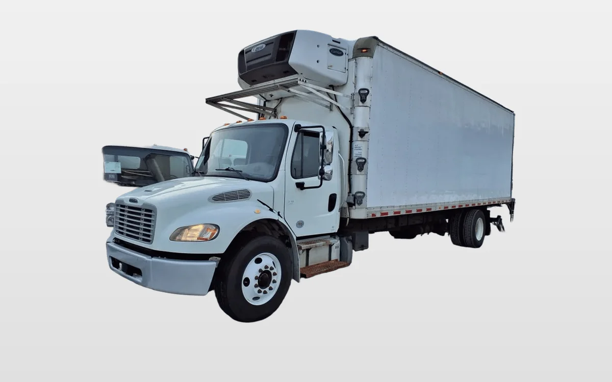 2019 Freightliner M2 106 - image 1